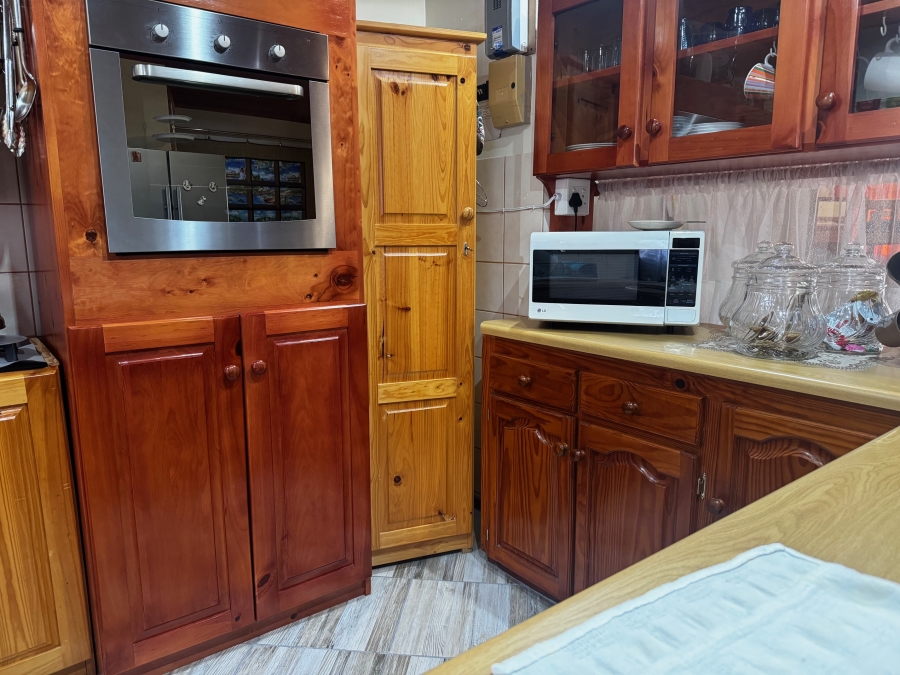 3 Bedroom Property for Sale in Hartenbos Central Western Cape